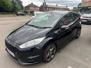 Used Ford Fiesta 2016 for sale - 78954937: Photo