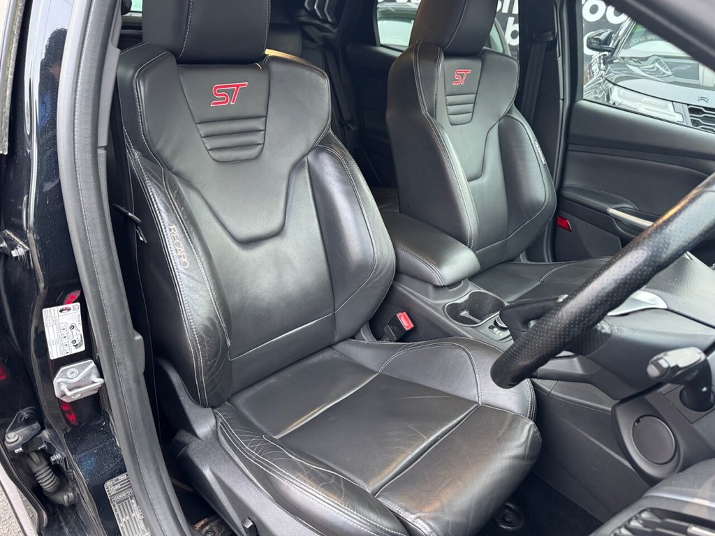 Used Ford Focus 2014 for sale - 77038359: Photo 13