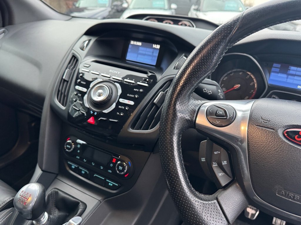 Used Ford Focus 2014 for sale - 77038359: Photo 20