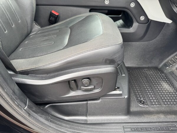 Used Land Rover Defender 2020 for sale - 75346941: Photo 13