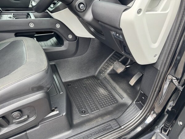 Used Land Rover Defender 2020 for sale - 75346941: Photo 14