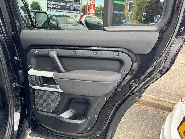 Used Land Rover Defender 2020 for sale - 75346941: Photo 28