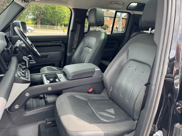 Used Land Rover Defender 2020 for sale - 75346941: Photo 41