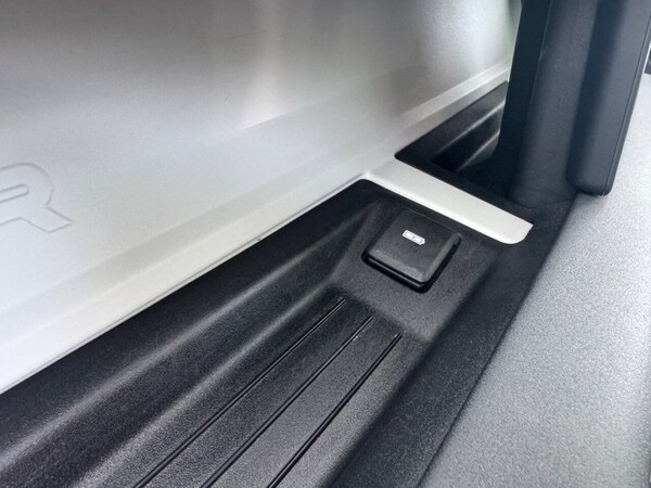Used Land Rover Defender 2020 for sale - 75346941: Photo 47