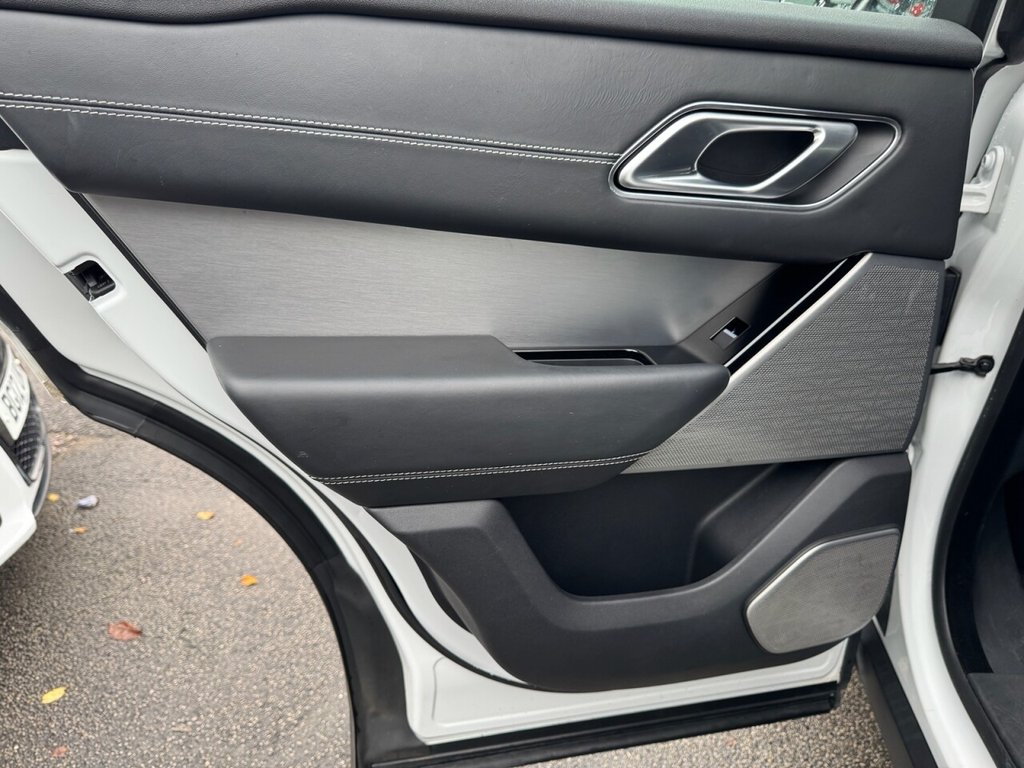 Used Land Rover Range Rover Velar 2018 for sale - 76617281: Photo 43