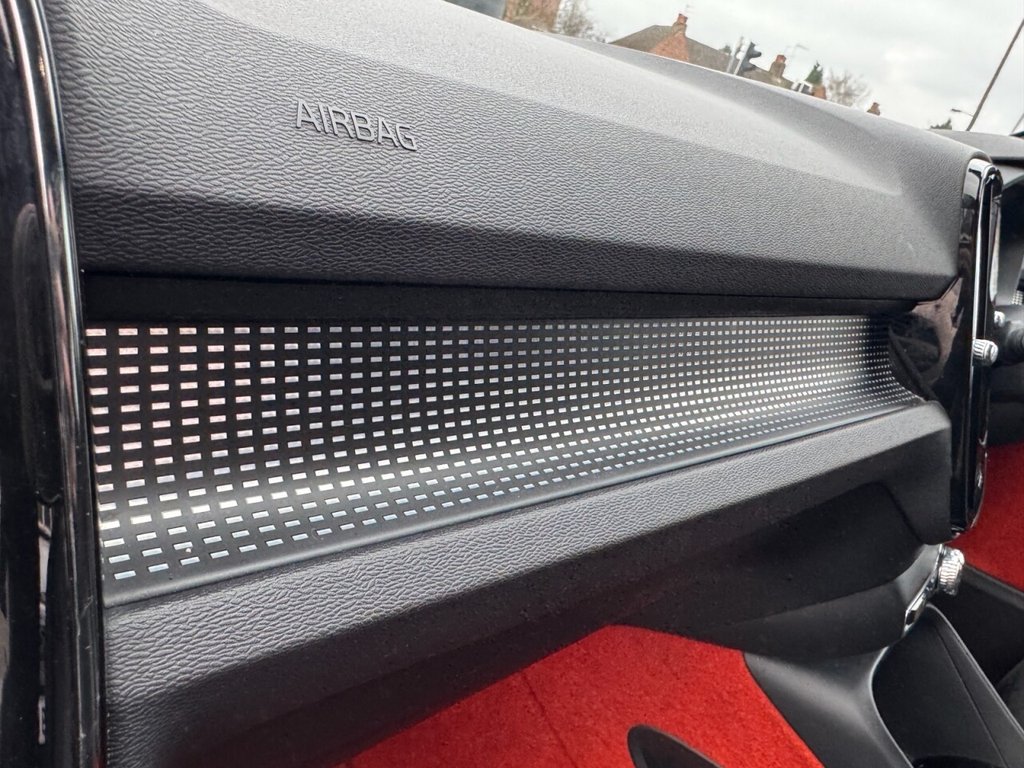 Used Volvo XC40 2019 for sale - 77967162: Photo 41