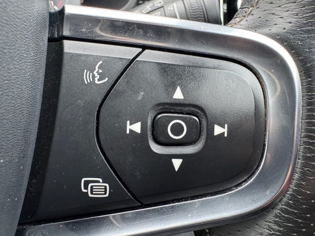 Used Volvo XC40 2019 for sale - 77967162: Photo 46