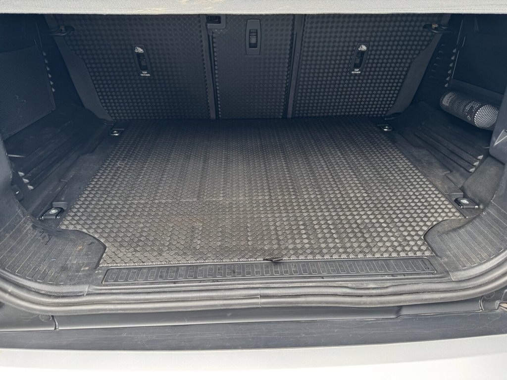 Used Land Rover Defender 2020 for sale - 77669044: Photo 35