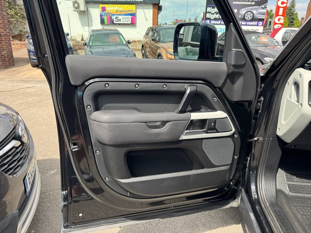 Used Land Rover Defender 2020 for sale - 77669044: Photo 43