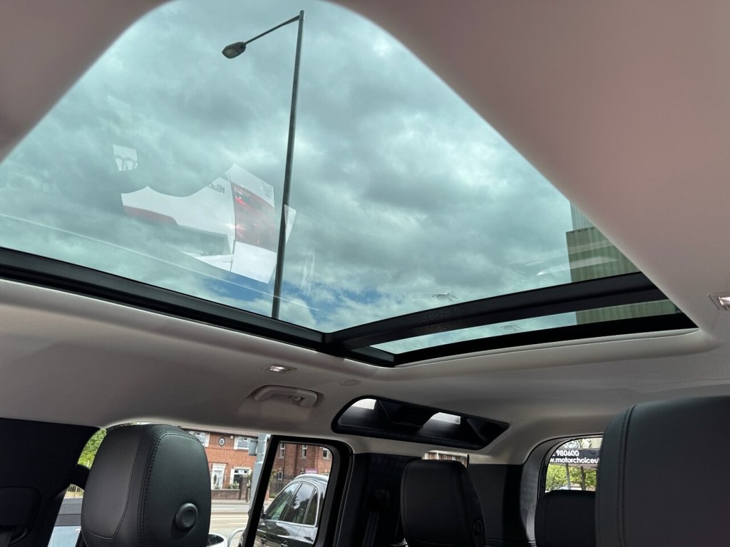 Used Land Rover Defender 2020 for sale - 77669044: Photo 44