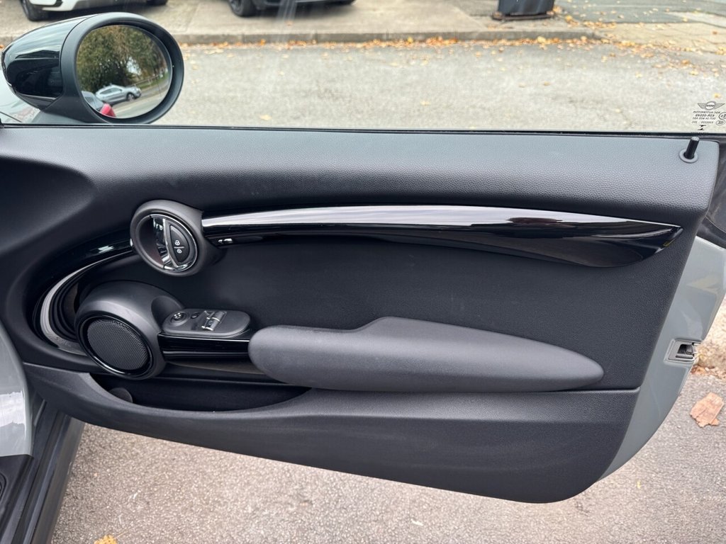 Used MINI Hatch 2019 for sale - 76313227: Photo 20