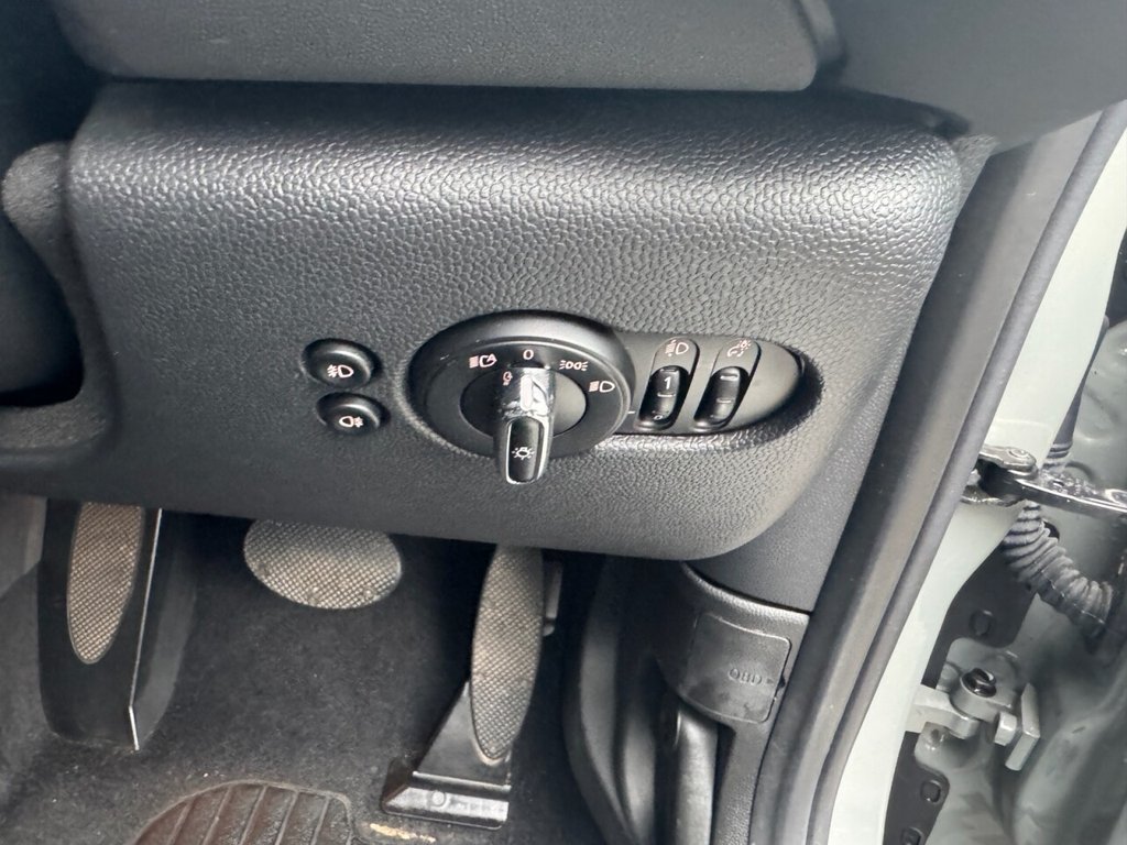 Used MINI Hatch 2019 for sale - 76313227: Photo 24