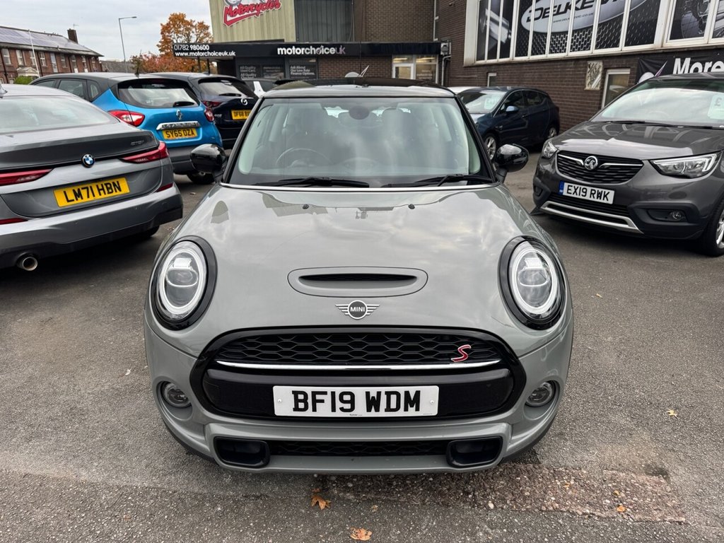 Used MINI Hatch 2019 for sale - 76313227: Photo 3