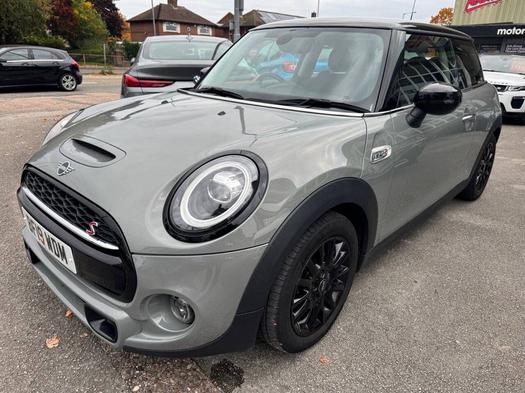 Used MINI Hatch 2019 for sale - 76313227: Photo 4