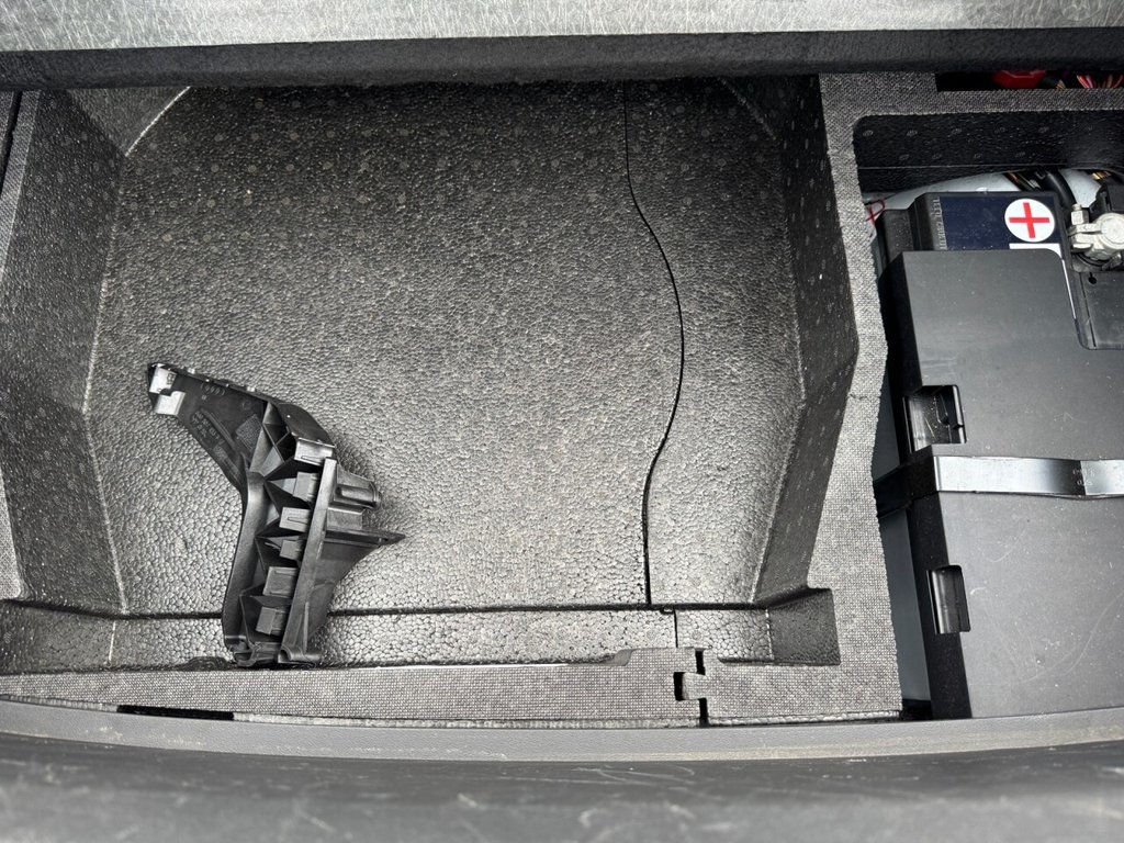 Used Audi TT 2012 for sale - 77183270: Photo 22