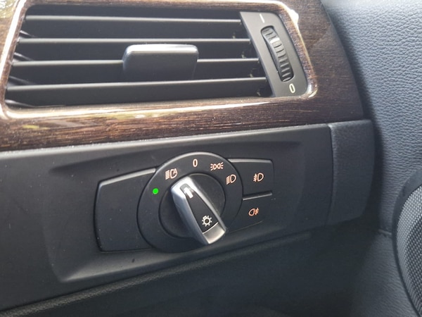 Used BMW 3 Series 2010 for sale - 76098853: Photo 15