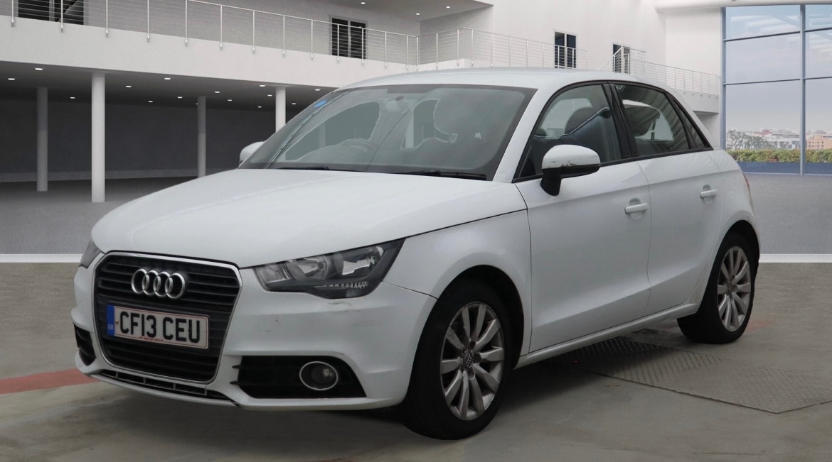 Used Audi A1 2013 for sale - 76306084: Photo 2