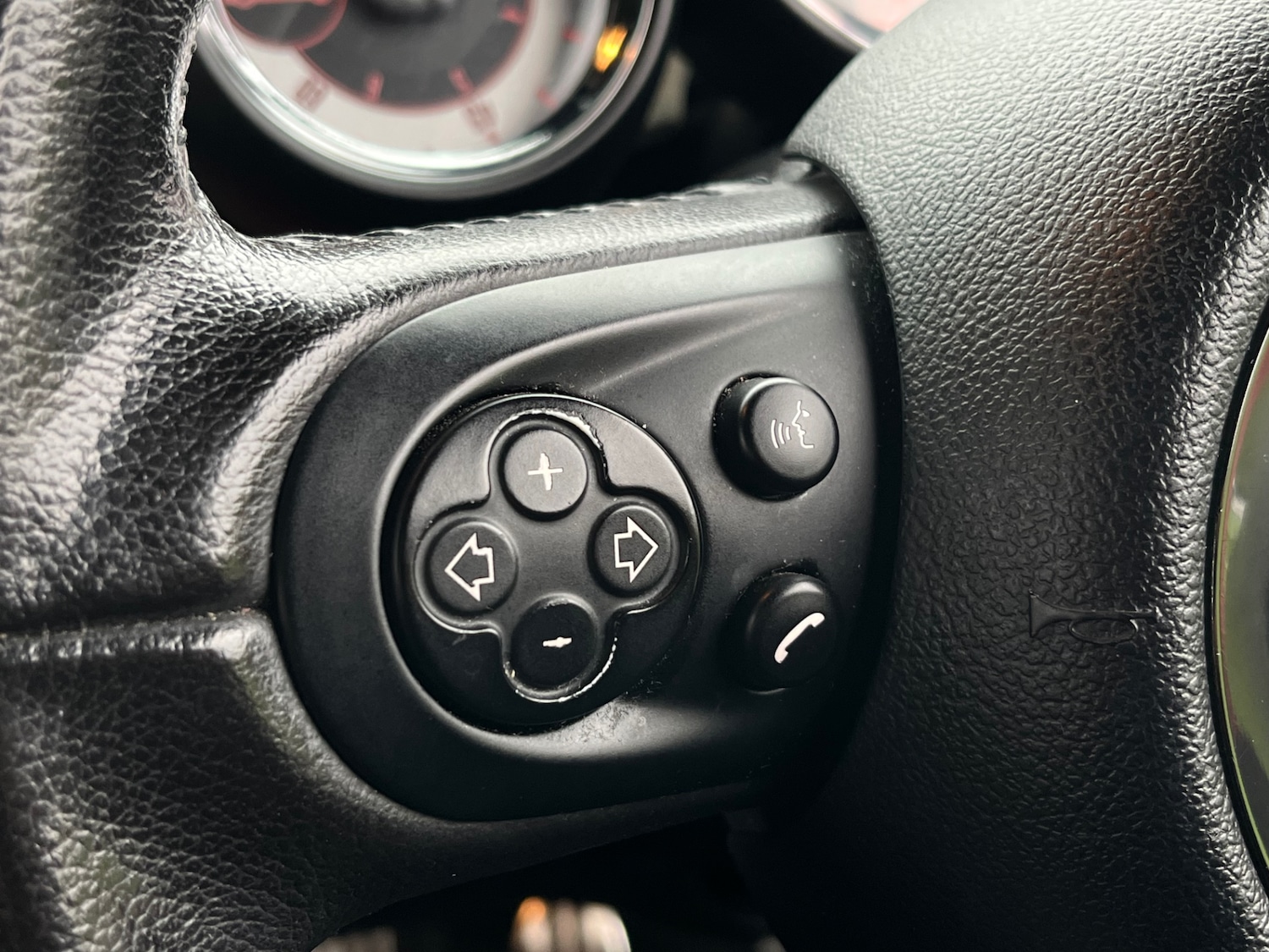 Used MINI Convertible 2011 for sale - 76351427: Photo 20