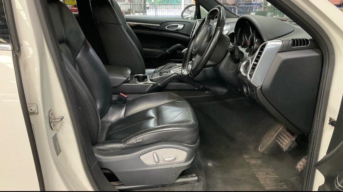 Used Porsche Cayenne 2011 for sale - 76151068: Photo 7