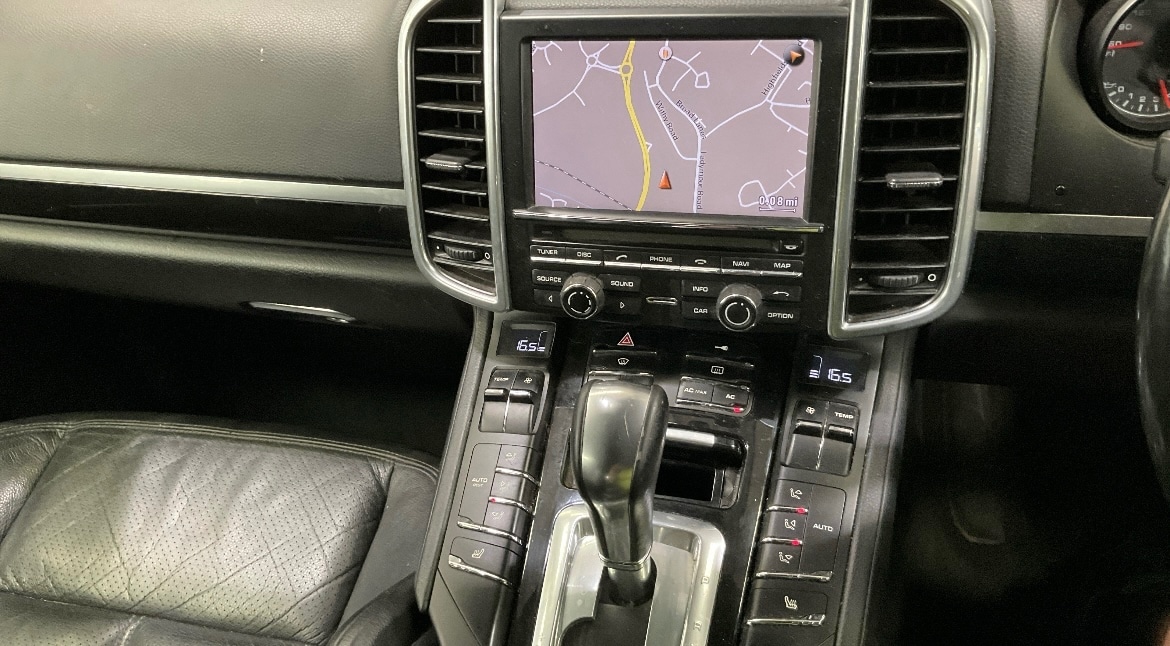 Used Porsche Cayenne 2011 for sale - 76151068: Photo 9