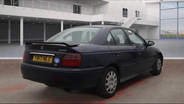 Used Honda Accord 1999 for sale - 74813896: Photo 4