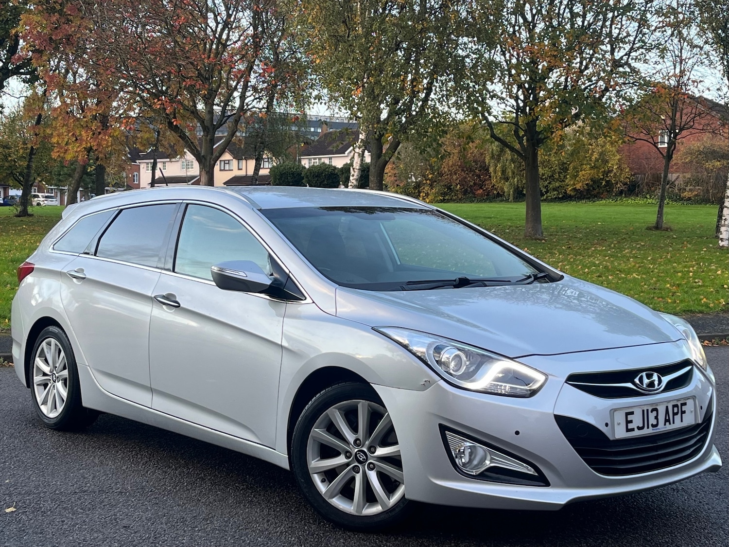 Used Hyundai i40 2013 for sale - 76446370: Photo 3