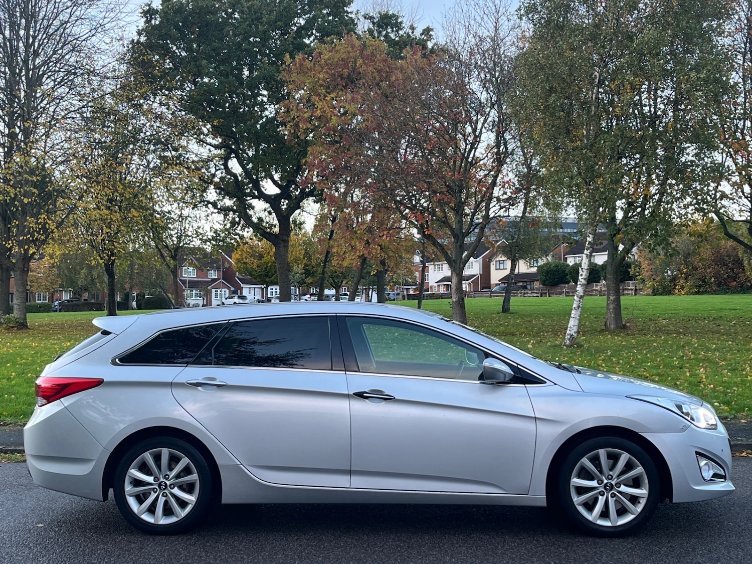 Used Hyundai i40 2013 for sale - 76446370: Photo 8