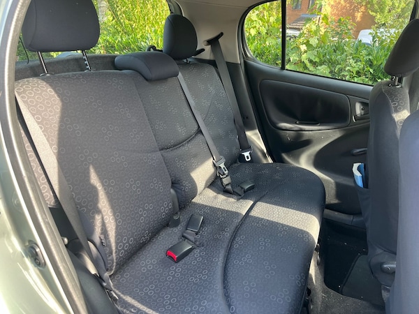 Used Toyota Yaris 2003 for sale - 73224222: Photo 18