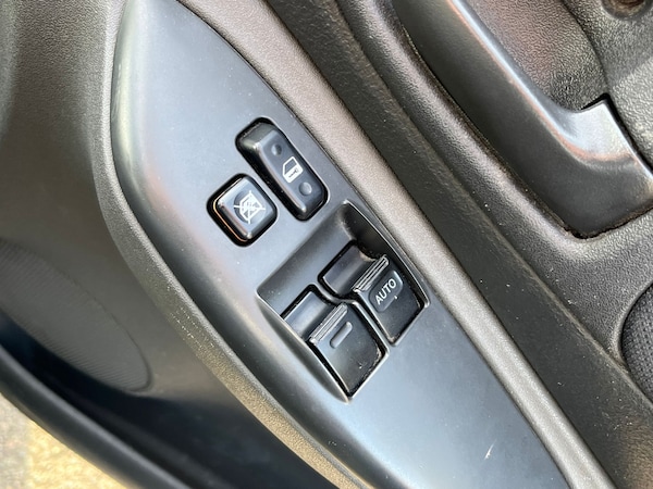 Used Toyota Yaris 2003 for sale - 73224222: Photo 19