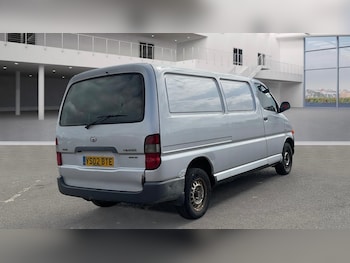 Used Toyota HiAce 2002 for sale - 75572551: Photo