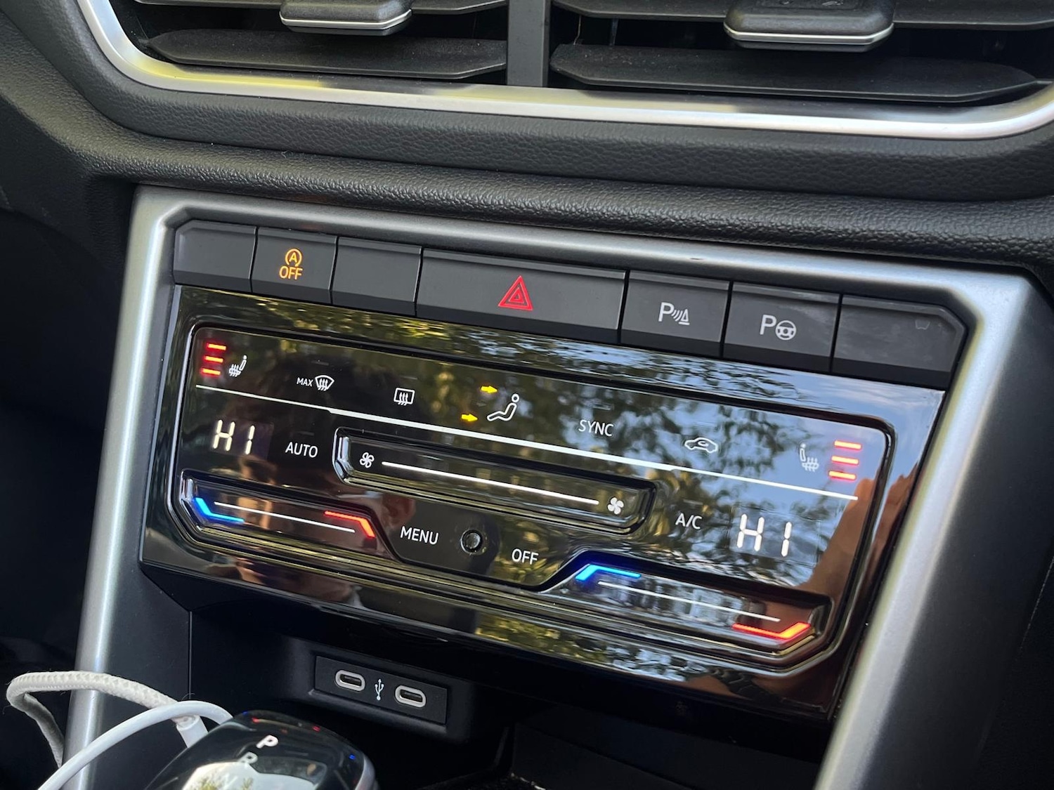 Used Volkswagen T-Roc 2023 for sale - 76483166: Photo 17