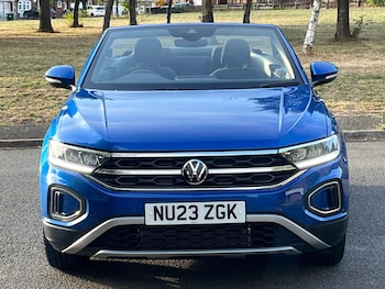 Used Volkswagen T-Roc 2023 for sale - 76483166: Photo