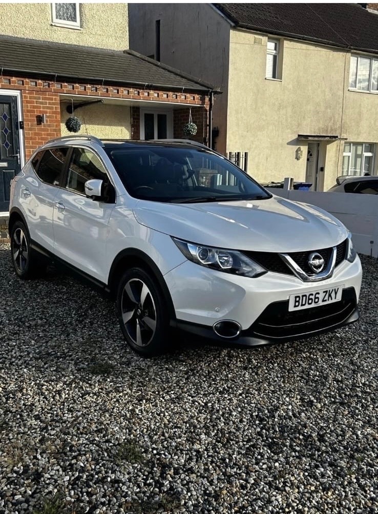Used Nissan Qashqai 2016 for sale - 76627318: Photo 1