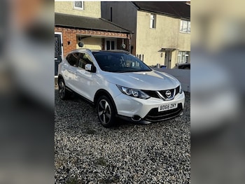 Used Nissan Qashqai 2016 for sale - 76627318: Photo