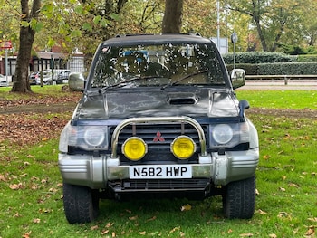 Used Mitsubishi Pajero undefined for sale - 76151045: Photo