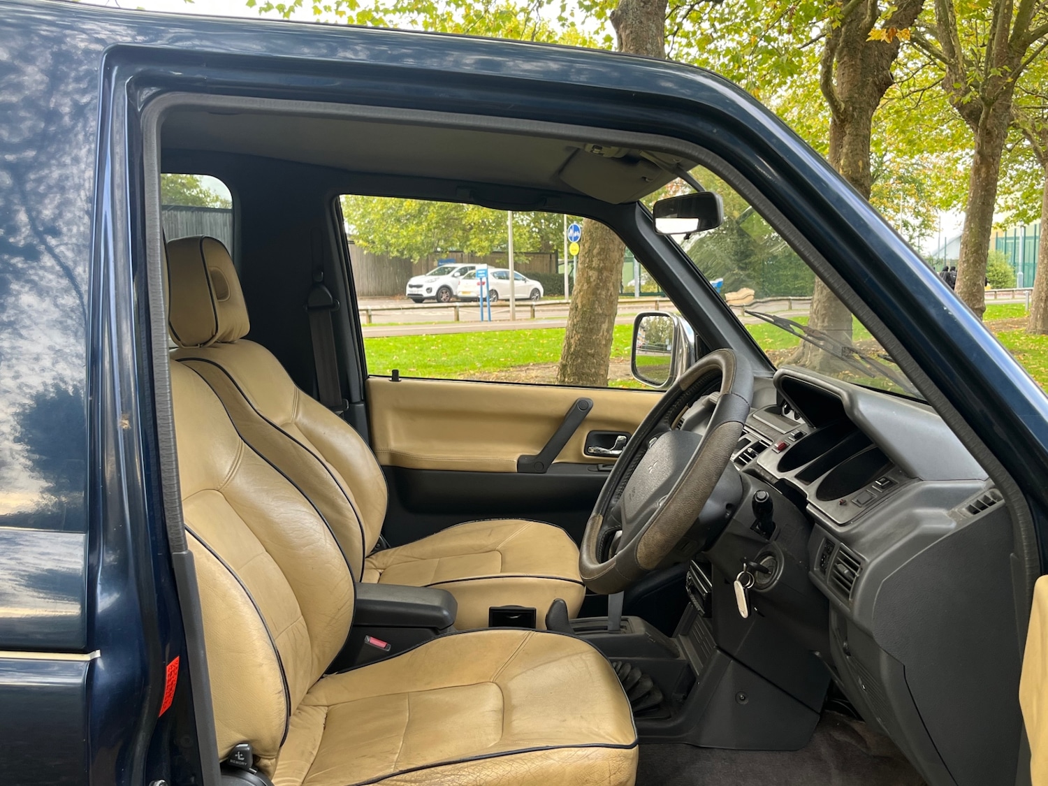 Used Mitsubishi Pajero 2005 for sale - 76151045: Photo 4