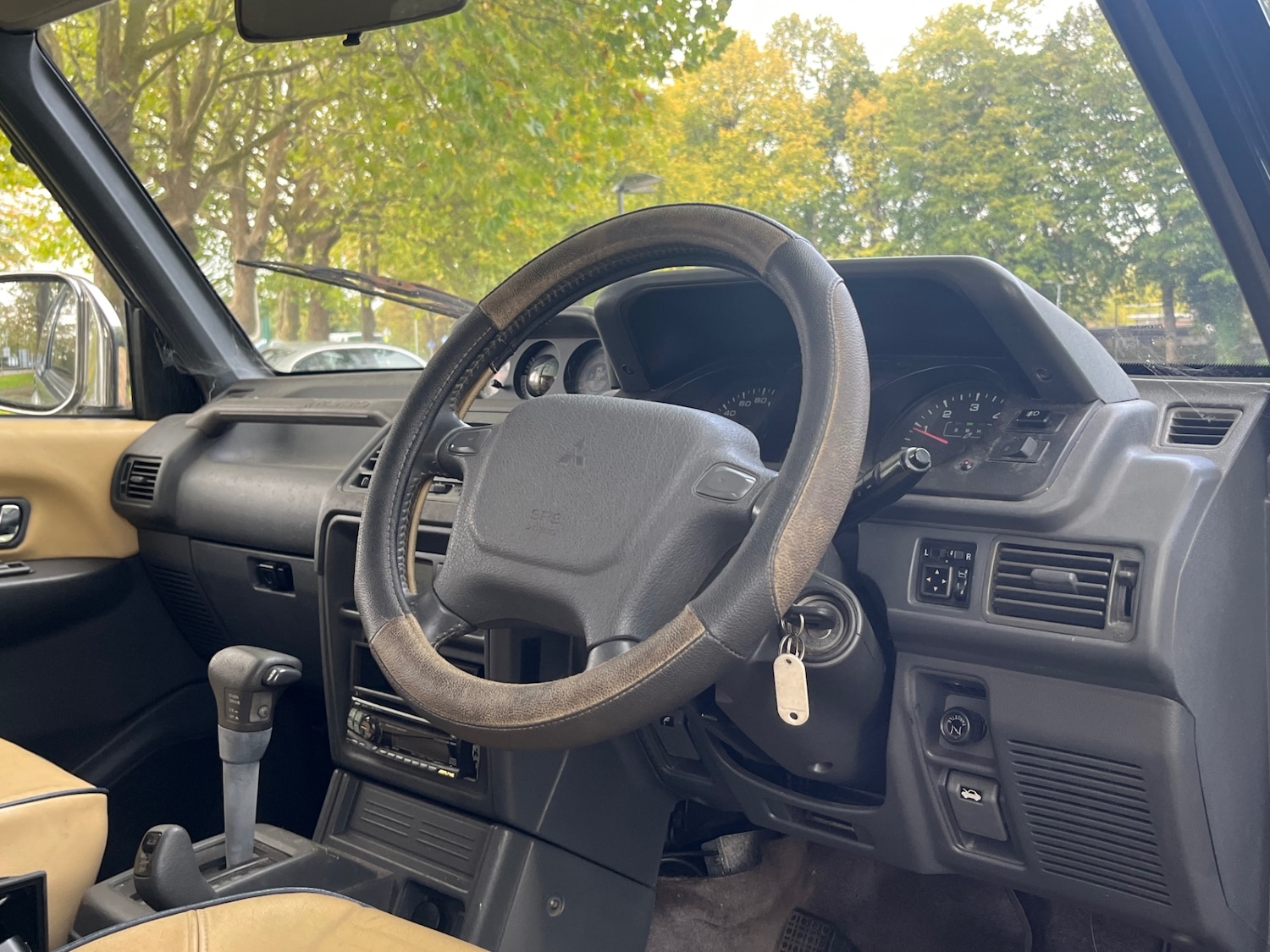 Used Mitsubishi Pajero 2005 for sale - 76151045: Photo 9