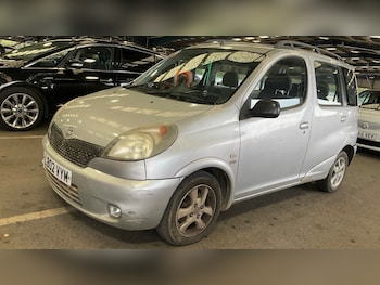 Used Toyota Yaris Verso 2002 for sale - 75386932: Photo