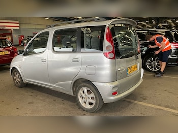 Used Toyota Yaris Verso 2002 for sale - 75386932: Photo