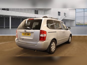 Used Kia Sedona 2009 for sale - 78466928: Photo