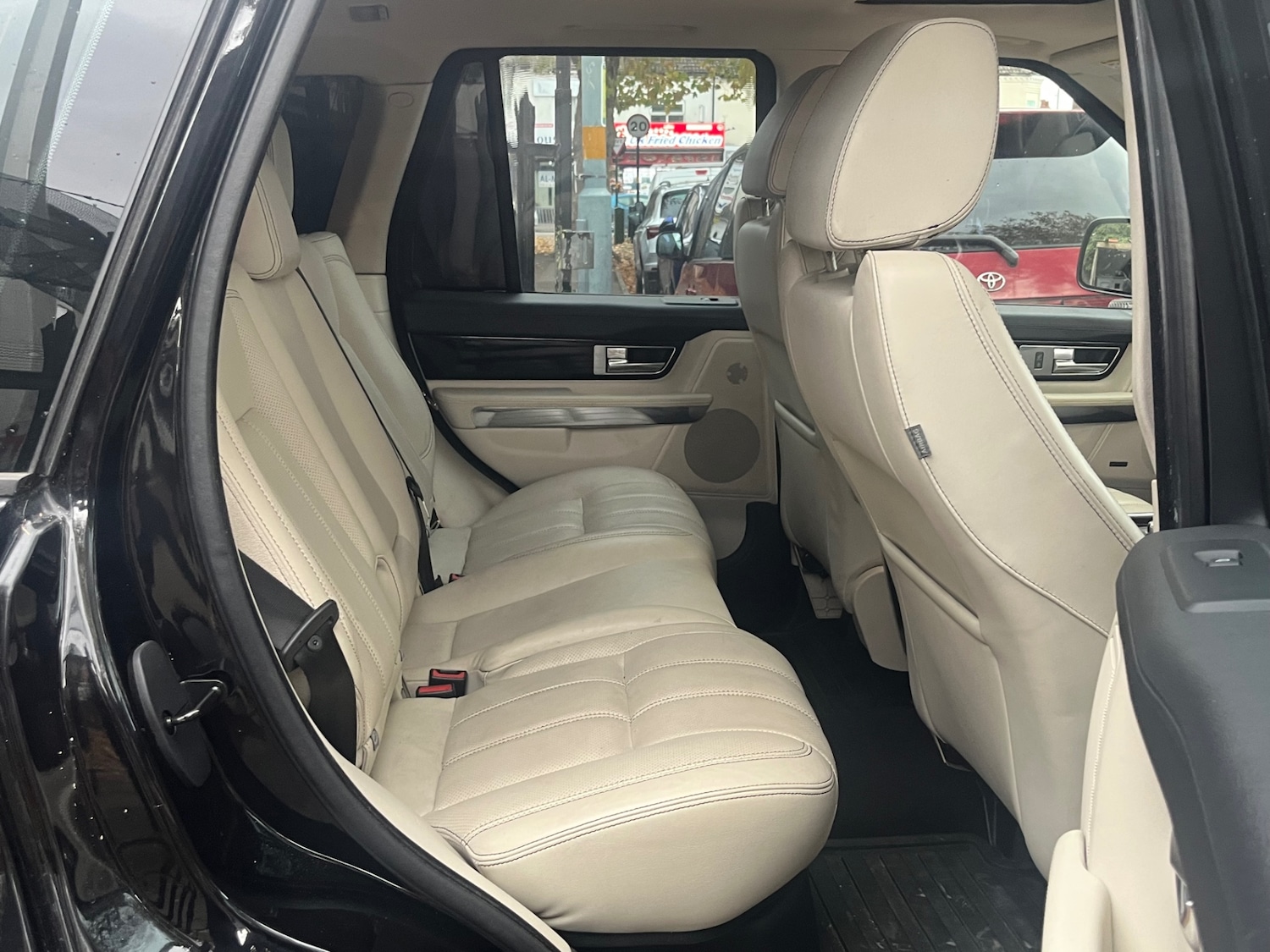 Used Land Rover Range Rover Sport 2009 for sale - 76372409: Photo 7