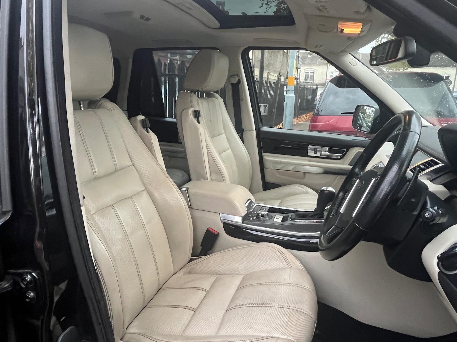 Used Land Rover Range Rover Sport 2009 for sale - 76372409: Photo 8