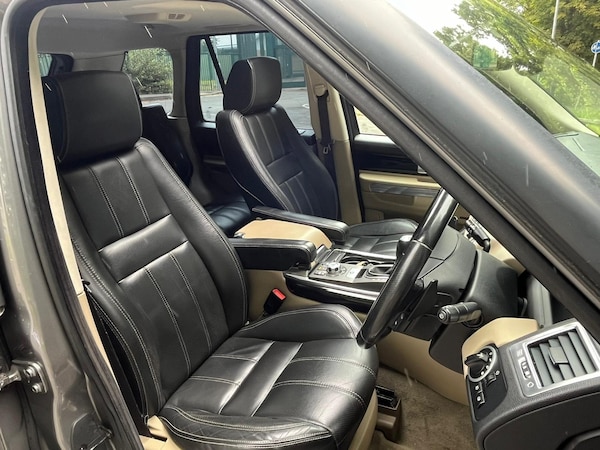 Used Land Rover Range Rover Sport 2010 for sale - 72295898: Photo 5