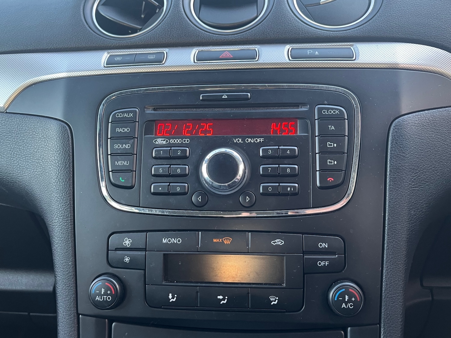 Used Ford Galaxy 2013 for sale - 76862826: Photo 14