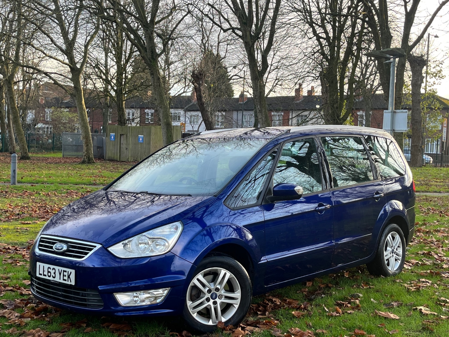 Used Ford Galaxy 2013 for sale - 76862826: Photo 2
