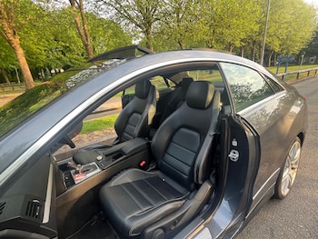 Used Mercedes-Benz E Class 2010 for sale - 78534275: Photo