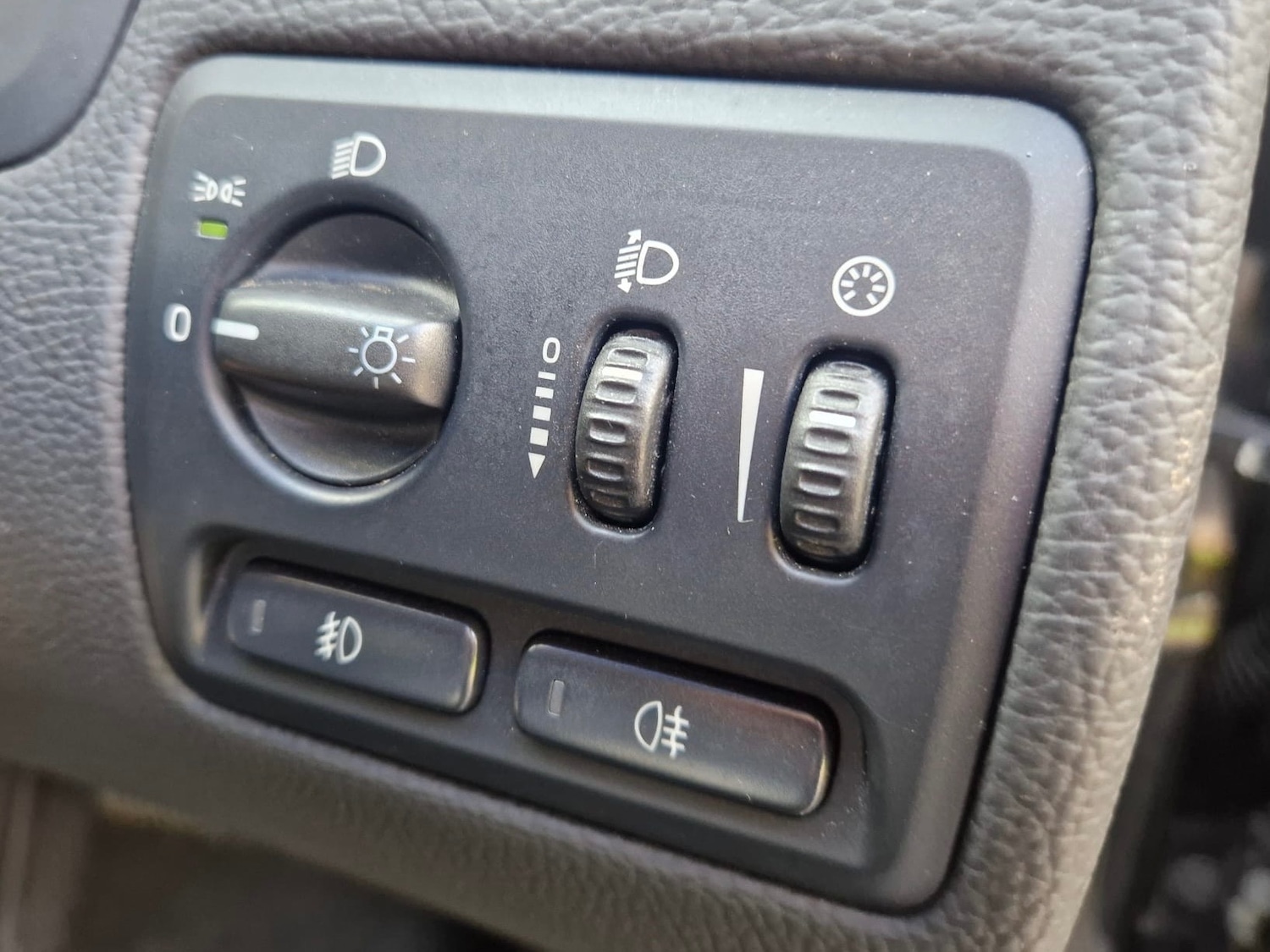 Used Volvo V70 2007 for sale - 76144320: Photo 19