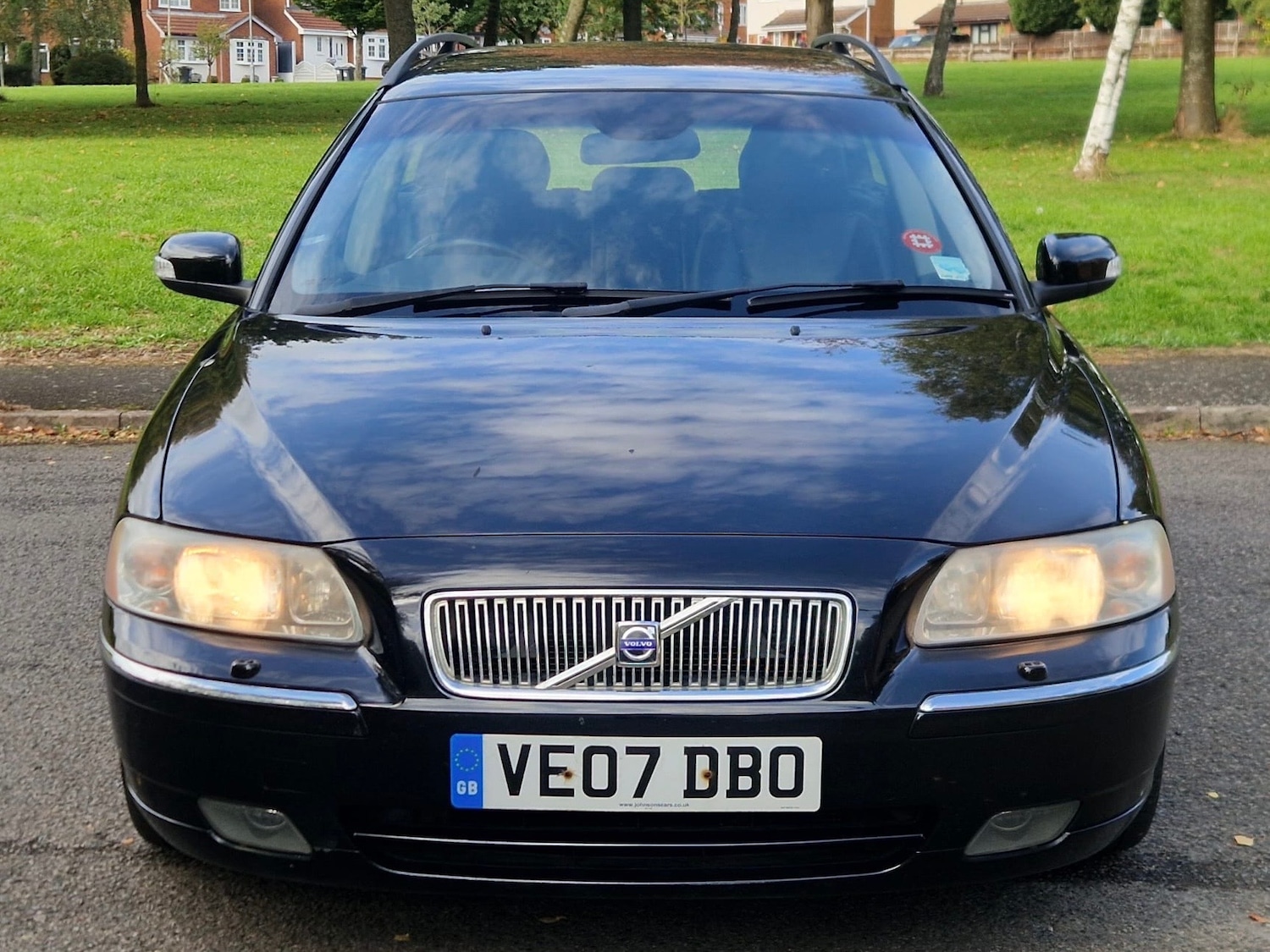 Used Volvo V70 2007 for sale - 76144320: Photo 2