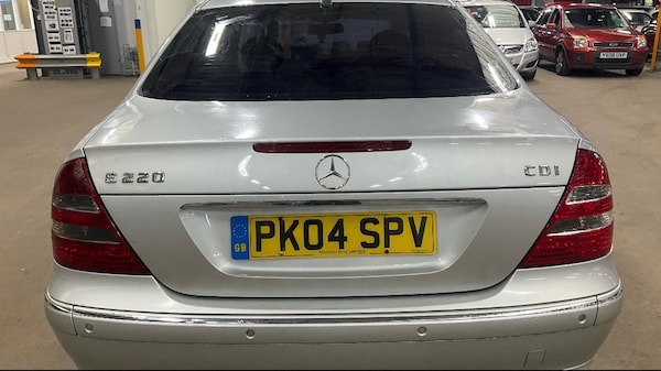 Used Mercedes-Benz E-Class 2004 for sale - 75386933: Photo 7