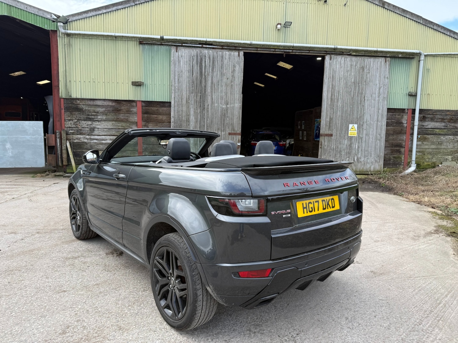 Used Land Rover Range Rover Evoque 2017 for sale - 77717706: Photo 4